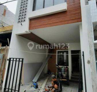 Townhouse Termurah di Rawasari Dekat Green pramuka 1