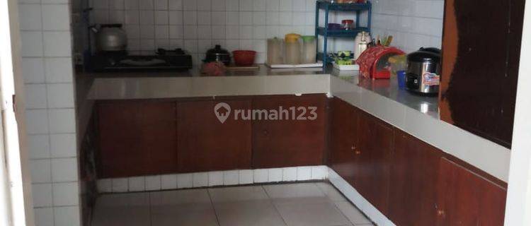 Di  Cepat Rumah 1,5 Lantai, Perumahan Ambarapura Pondok Gede 1