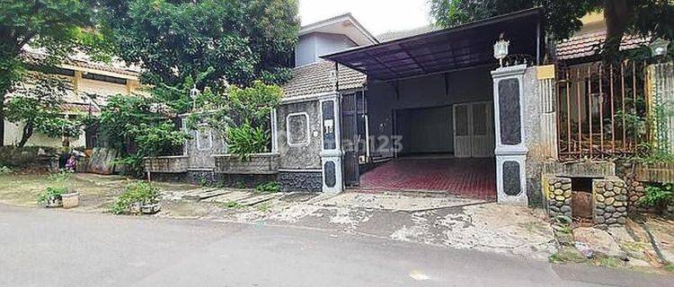 Rumah tanah luas classic Di Tebet Barat Jakarta Selatan 1