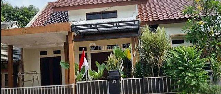 rumah dalam komplek di Bintaro 1