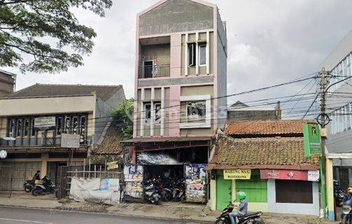 Ruko strategis Main Road di Jl. Jendral Sudirman (cocok untuk berbagai usaha kantor, Cafe, Dll) 1