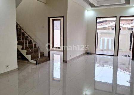 RUMAH SUNRISE GARDEN 2 LANTAI FULL RENOVASI 1