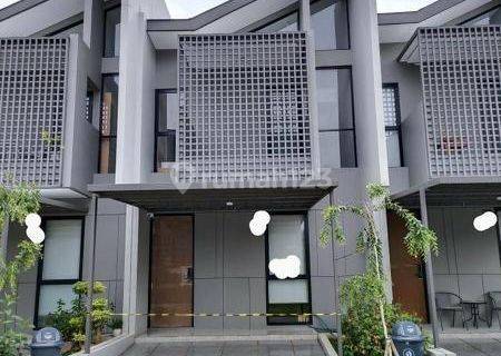 Rumah di sewakan Grand wisata cluster O2 1