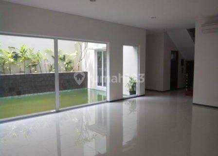 House For Rent At Kebayoran Baru 1