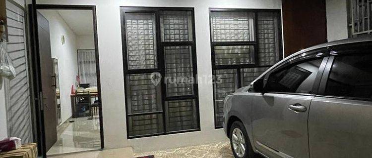 Rumah Siap Huni Di Kramat Sentiong Jakarta Pusat 1