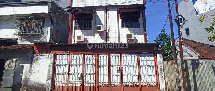 RUMAH SIAP HUNI DI JALAN GUNUNG NONA MAKASSAR 1