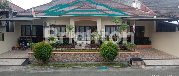 RUMAH CANTIK SATU LANTAI SIAP HUNI DI PERUMAHAN WIKA 1