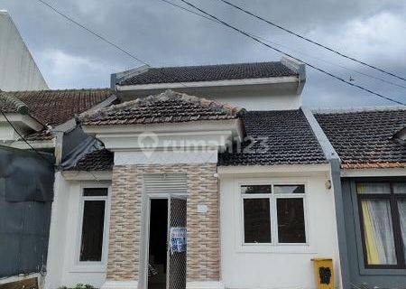 Di jual rumah di sentul city bagus bersih siap huni 1