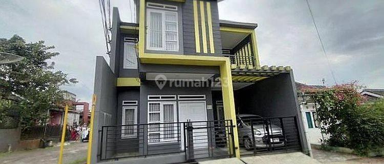 Turun Harga Rumah Pusat Kota Sukabumi 2 Lantai Murah Depan Taman 1