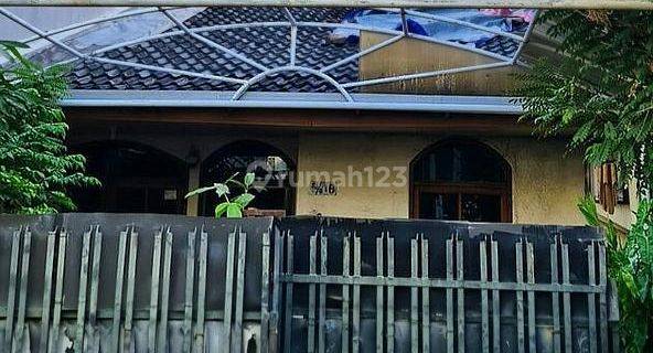 Rumah tua murah di kelapa cengkir jakut 1