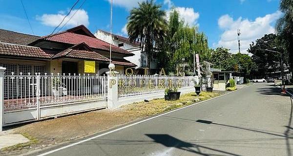 Rumah Menteng Prime Area 2 Lantai Dalam Komplek 1