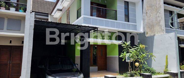 RUMAH 2LT LINGKUNGAN PERUMAHAN ASMARANDAN JOGJA 1