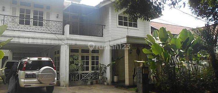 Rumah Mewah Dalam Komplek Lebak Bulus 1