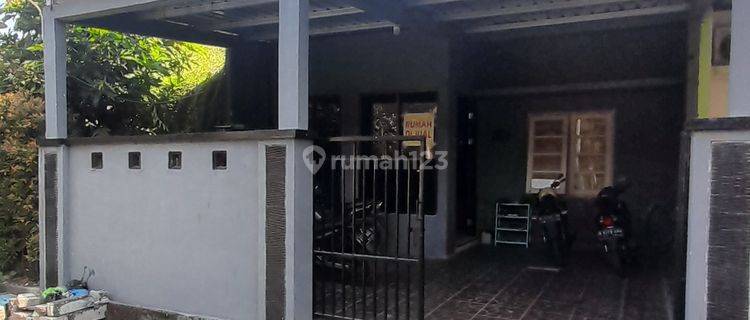 Rumah Diplamongan .Lokasi Sangat Stategis Dengan Mall ,RS 1