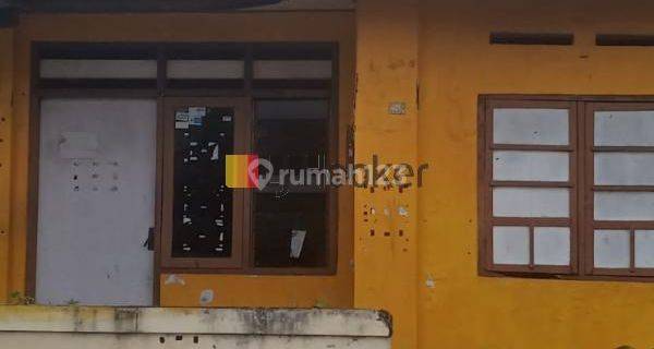 Jual Rumah Tua Hitung Tanah di Pengajuran Banyuwangi Jawa Timur 1