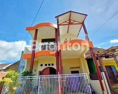 RUMAH BARU 3 LT HARGA MURAH ! LOKASI STRATEGIS DEKAT KAMPUS2 DI MERJOSARI KOTA MALANG 1