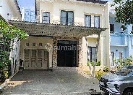 Disewakan rumah bagus semi furnish Lippo village Tangerang 1