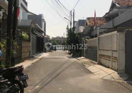 Rumah luas jarang ada di Tomang 1