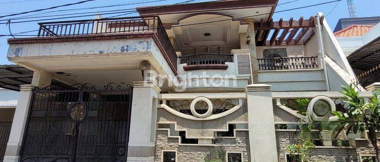 Rumah 2lantai semi furniture perumahan nginden intan barat 1