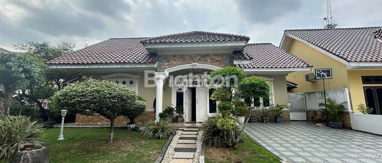 Rumah dijual Palembang Full Furnished 5 menit ke Pusat Kota. 1