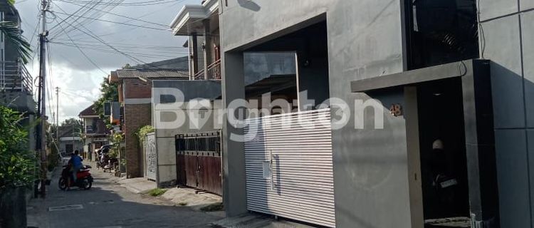 RUMAH  DI JALAN IMOGIRI BARAT, BARAT KAMPUS UNIVERSITAS AHMAD DAHLAN (UAD), DALAM RING ROAD, TIMUR PERUM PERWITA REGENCY 1