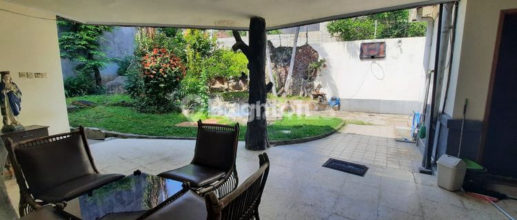 RUMAH SIAP HUNI DI JL WALIKOTA MUSTAJAB SURABAYA 1