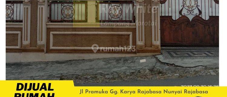 Rumah Mewah di Jalan Pramuka Gg Karya Rajabasa 1