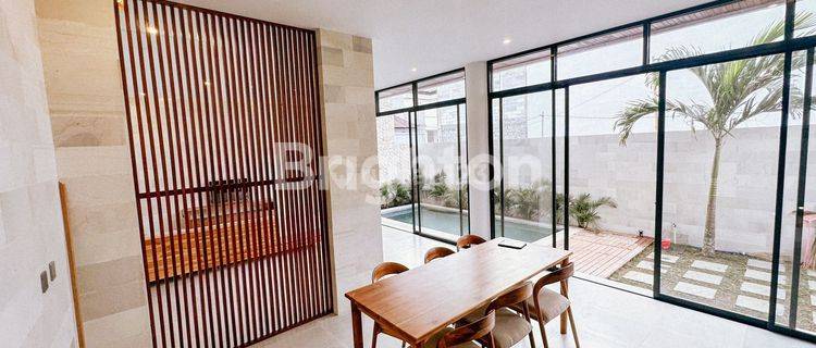 VILLA BARU DI LOKASI STRATEGIS PEMARON RESIDEN MUNGGU MENGWI - BALI 1
