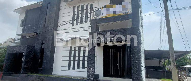 RUMAH BESAR 3 LANTAI COCOK UNTUK MESS/KANTOR  DIPERUMAHAN WIKA BALIKPAPAN 1