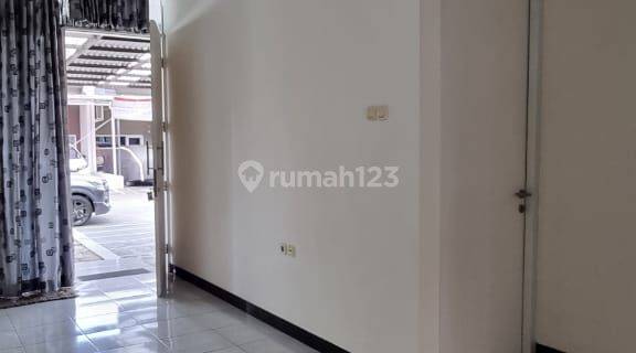 Rumah di Taman Kopo Indah 5 Sommerville Bandung 1