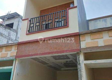 Rumah Pulomas 2 Lantai Strategis Murah Dibawah 1M 1