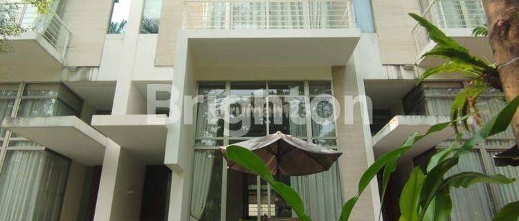 RUMAH CLUSTER EXCLUSIVE RASA BALI, KEBON JERUK JAKARTA BARAT 1