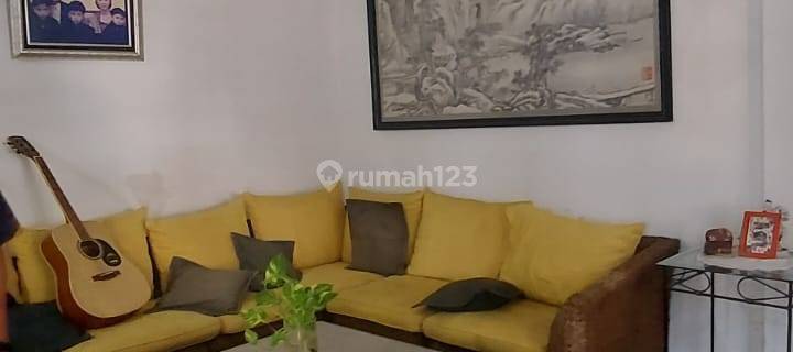 Rumah 3 Lantai Dan Strategis Di Kampung Ambon S7087 1