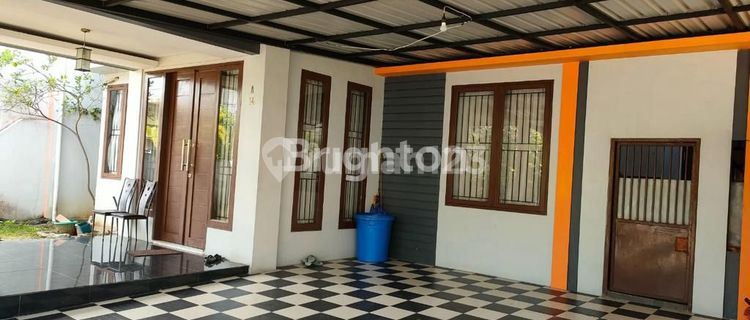 TIGA KAMAR TIDUR FULLY FURNISH BAGUS TERAWAT SIAP HUNI 1