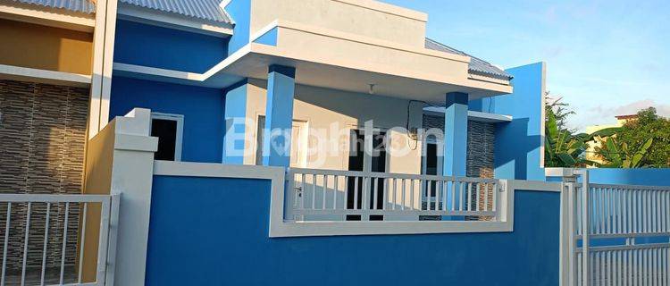 RUMAH BARU DI BANGUN CANTIK DAN MINIMALIS VILLA DAMAI 1