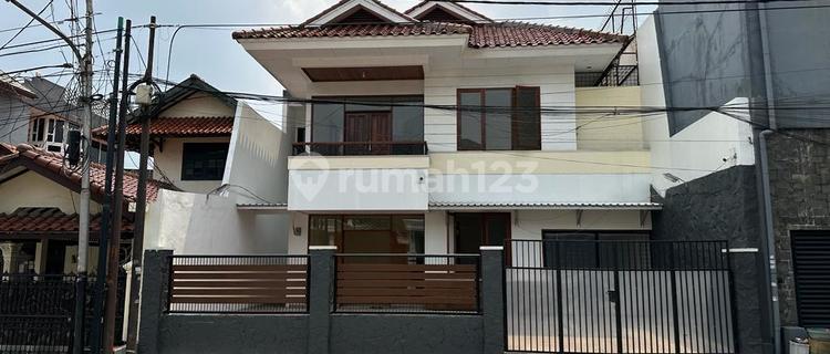 Fast Sale House in Kebayoran Baru, South Jakarta 1