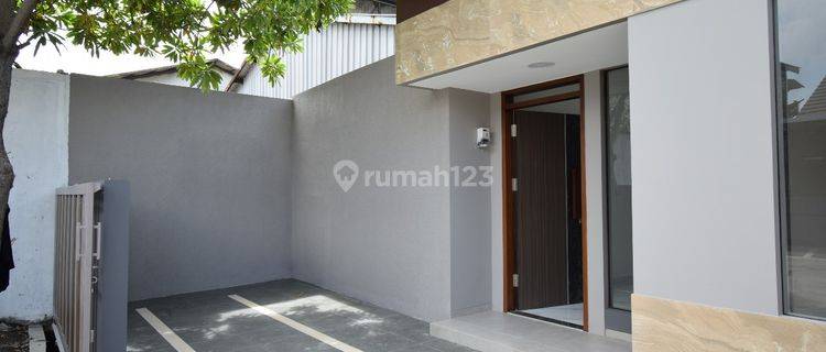 Rumah Bagus Minimalis Baru Di Taman Holis 1