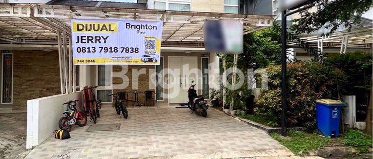 RUMAH TOWNHOUSE CANTIK HARGA TERJANGKAU DI TENGAH KOTA DI KM 7 1