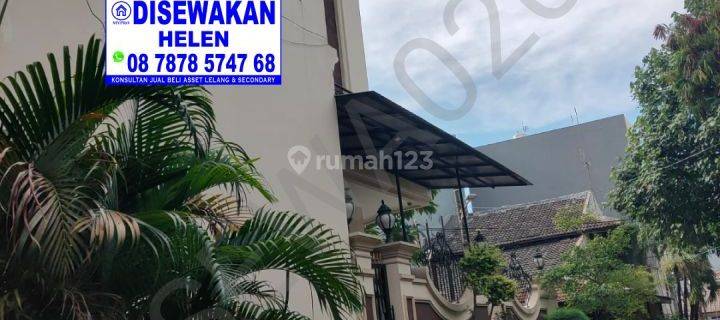 RUMAH BAGUS 2,5 LANTAI SIAP HUNI DIPLUIT 1