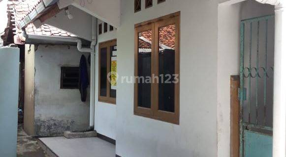 Rumah Di Jl Cempaka II Kesambi 1