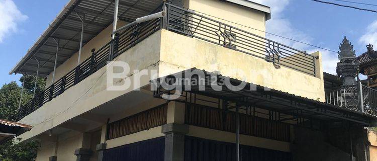 Boarding house and shophouse in front of Stikes school 1