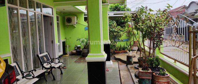 Rumah Siap Huni Bangunan Bagus dekat AKR dan Chamart Tanjung Senang 1