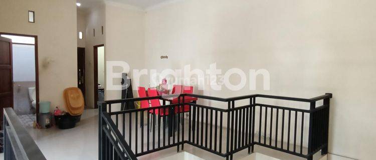 RUMAH DI PUSAT KOTA SOLO 3+1 KAMAR TIDUR ISTIMEWA SIAP HUNI LOKASI DEKAT DENGAN PASAR GEDHE DAN BALAIKOTA SOLO 1