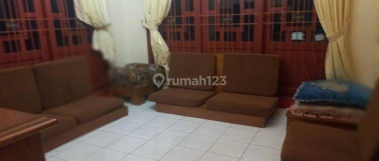 Villa Lokasi Sejuk Di Kota Bunga Puncak Cipanas Cianjur R1759 1