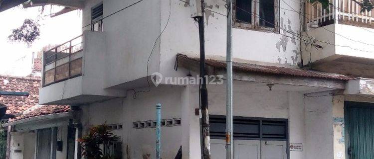 RUMAH 2 LANTAI BUBUTAN TENGAH SURABAYA MURAH 1