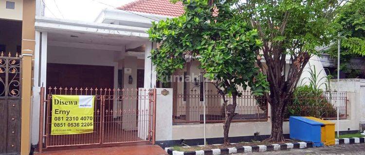 Rumah di Kutisari Indah Utara Surabaya Selatan, Bagus + Terawat, Layak Huni 1