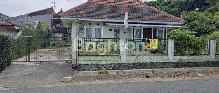 TURUN HARGA RUMAH HOOK STRATEGIS DI KAWASAN SAWOJAJAR 1