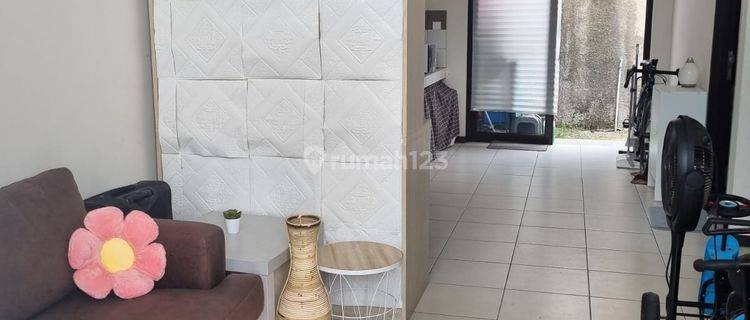 Rumah Satu Lantai Di Kota Baru Parahyangan Hadap Selatan 1