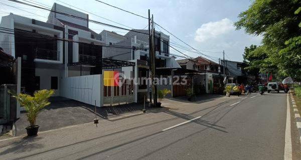 Rumah Brand New Town House Cipinang Raya JAK TIM - LT.30 - SHM 1