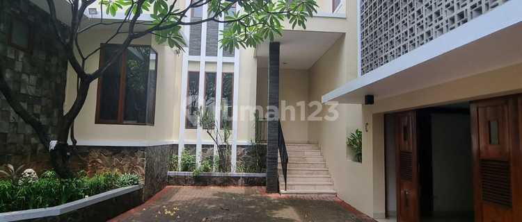 Tropical Balinese Vibe House Inside Exclusive Townhouse In Kemang 1